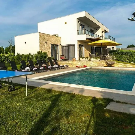 Charming In Istria 아파트 보드냔